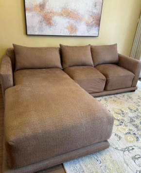Luxury studio in Kilimani, Equipped gym, Speedy wifi, Indoor parking, Ngong hills view from the 12th floor, kids play area